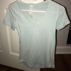 Short sleeve lulu lemon T-shirt